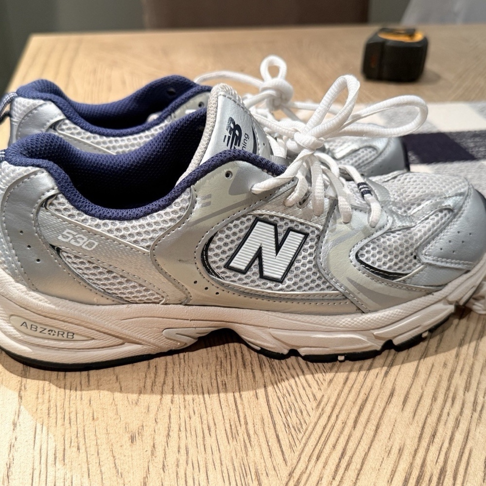 New Balance 530 ABZORB Lace-Up Low Top Running Sneakers Silver White Navy